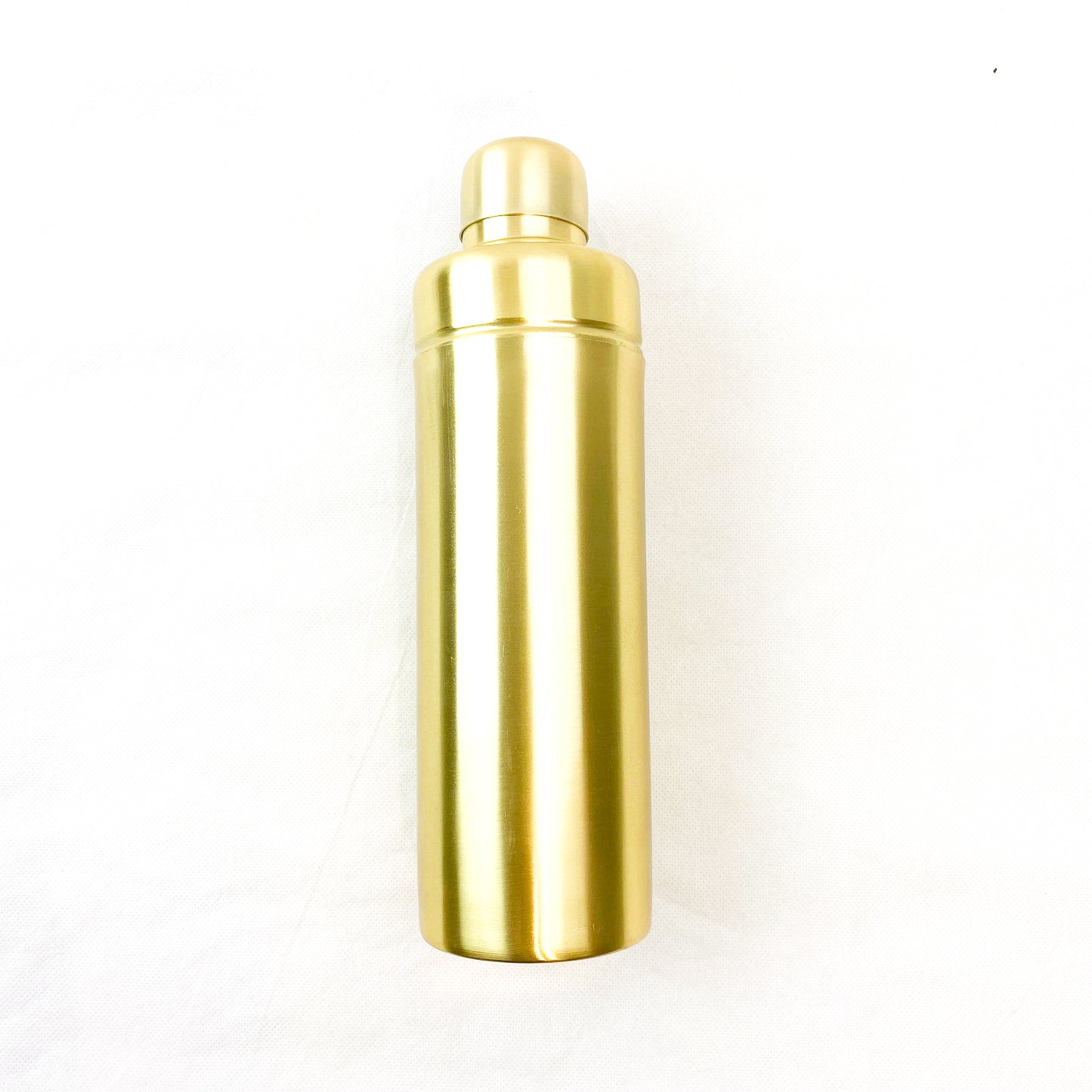 COCTELERA DORADA 750 ML