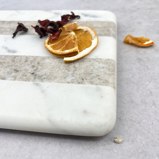 TABLA MARMOL RAYADA RECTANGULAR BEIGE - Casa CMK