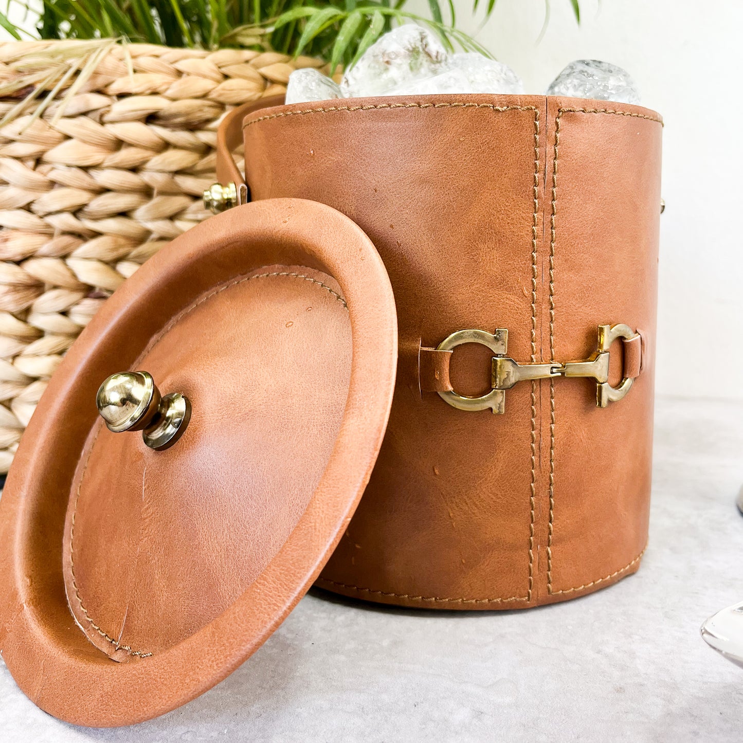 HIELERA CUERO CAMEL - Casa CMK